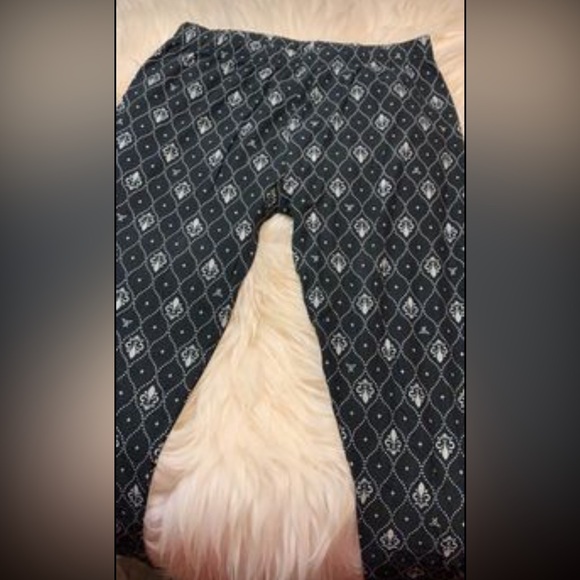 Sweetlegs Fleur-de-Lis leggings one size NWT magnifique - Picture 5 of 9